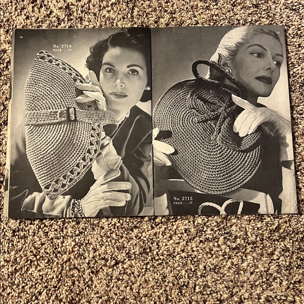 Vintage 1945 Clark's O.N.T. and J.& P. Coats Crochet Pattern Booklet titled Bags - Picture 8 of 11